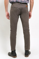 Cardinal Celana Panjang Chinos Skinny Pria C0052BK03G